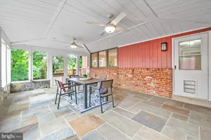 6202 W Halbert Rd, Bethesda, MD 20817 - Photo 23