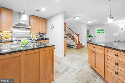 6202 W Halbert Road, Bethesda, MD 20817 - Photo 7