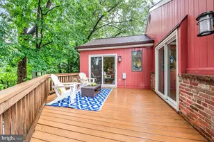 6202 W Halbert Rd, Bethesda, MD 20817 - Photo 25