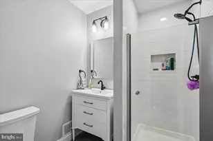 11111 Lund Pl, Kensington, MD 20895 - Photo 15