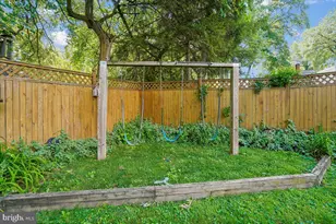 11111 Lund Pl, Kensington, MD 20895 - Photo 39