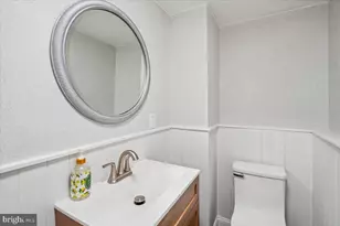 11111 Lund Pl, Kensington, MD 20895 - Photo 29