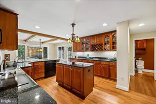 5735 Bradley Blvd, Bethesda, MD 20814 - Photo 25
