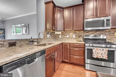 11681 Emerald Green Drive, Clarksburg, MD 20871 - Photo 17