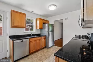 2806 Vixen Ln, Silver Spring, MD 20906 - Photo 7