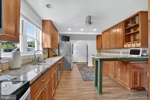 10123 Capitol View Ave, Silver Spring, MD 20910 - Photo 5