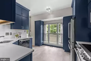 10345 Royal Woods Ct, Montgomery Village, MD 20886 - Photo 17