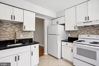 36 Prairie Rose Court #10-8, Gaithersburg, MD 20878 - Photo 7