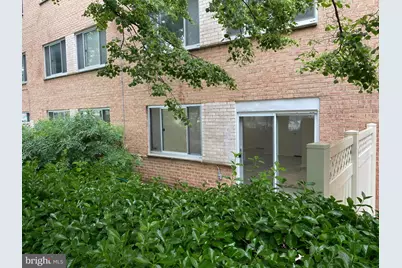 1900 Lyttonsville Road #114, Silver Spring, MD 20910 - Photo 11