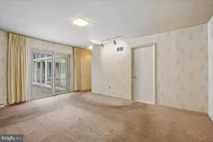 9009 Charred Oak Dr, Bethesda, MD 20817 - Photo 17
