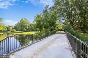 10201 Grosvenor Pl, North Bethesda, MD 20852 - Photo 51