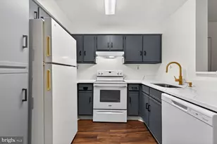 18503 Boysenberry Dr, Gaithersburg, MD 20879 - Photo 1