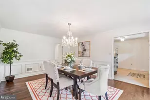 10904 Roundtable Ct, Rockville, MD 20852 - Photo 17