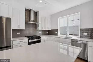 2521 Farmstead Dr, Rockville, MD 20850 - Photo 19
