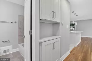 4305 Bel Pre Rd, Rockville, MD 20853 - Photo 31