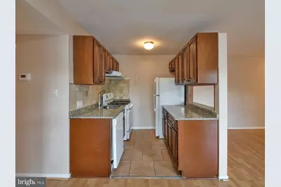 3421 University Boulevard W #3421-2, Kensington, MD 20895 - Photo 9