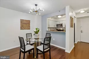 10101 Grosvenor Pl, Rockville, MD 20852 - Photo 7