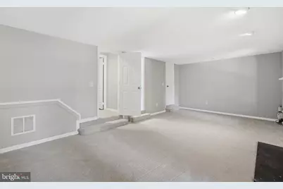 6028 Loganwood Drive, Rockville, MD 20852 - Photo 29