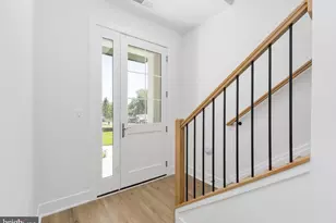 8622 Erdem Pl, Chevy Chase, MD 20815 - Photo 9