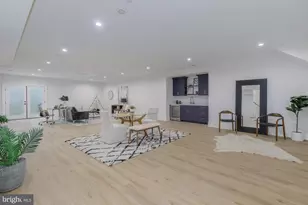 6301 Phyllis Ln, Bethesda, MD 20817 - Photo 39