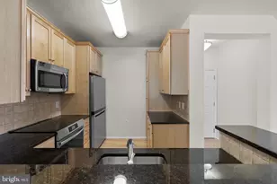 11800 Old Georgetown, North Bethesda, MD 20852 - Photo 15