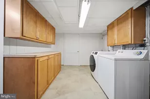 19531 Scenery Dr, Germantown, MD 20876 - Photo 11