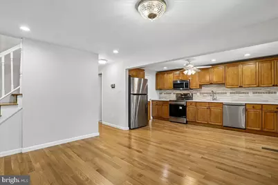10400 Capehart Court, Gaithersburg, MD 20886 - Photo 5