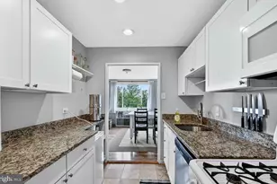 1900 Lyttonsville Rd, Silver Spring, MD 20910 - Photo 11