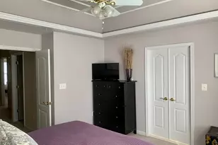 9823 Darcy Forest Dr, Silver Spring, MD 20910 - Photo 17