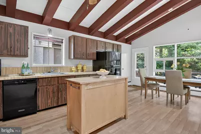 10206 Frederick Avenue, Kensington, MD 20895 - Photo 11