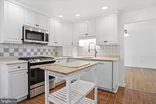 18 Bentana Way, Rockville, MD 20850 - Photo 5