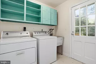 18 Bentana Way, Rockville, MD 20850 - Photo 11