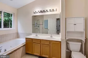 10512 Santa Anita Terrace, Damascus, MD 20872 - Photo 21