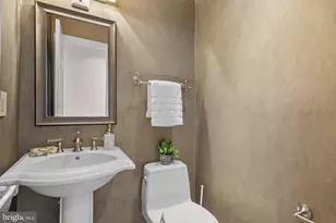 419 Watts Branch Pkwy, Potomac, MD 20854 - Photo 17