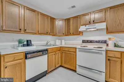 5702 Brewer House Circle #T-2-12, Rockville, MD 20852 - Photo 13