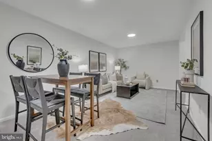 5702 Brewer House Cir, Rockville, MD 20852 - Photo 11