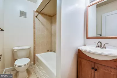 210 E Hamilton Avenue, Silver Spring, MD 20901 - Photo 15