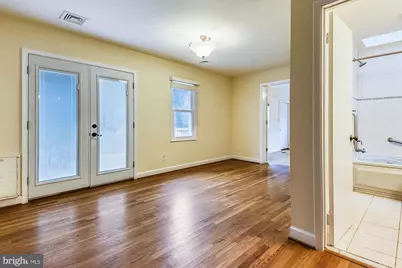 210 E Hamilton Avenue, Silver Spring, MD 20901 - Photo 29