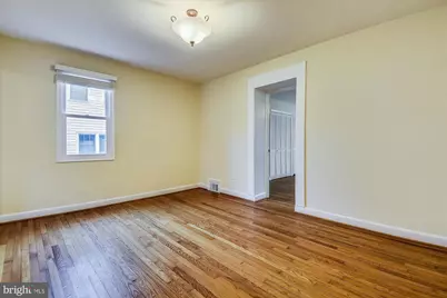 210 E Hamilton Avenue, Silver Spring, MD 20901 - Photo 27