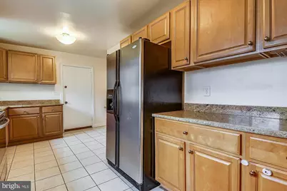210 E Hamilton Avenue, Silver Spring, MD 20901 - Photo 3