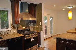 6000 Greentree Rd, Bethesda, MD 20817 - Photo 11