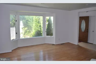 6000 Greentree Road, Bethesda, MD 20817 - Photo 5
