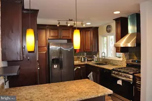 6000 Greentree Rd, Bethesda, MD 20817 - Photo 7