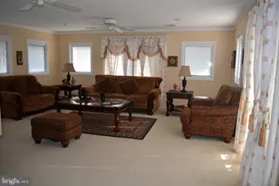 2 Lopa Ct, North Potomac, MD 20878 - Photo 3
