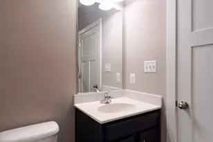 10225 Hilltop Ascent Dr, Rockville, MD 20850 - Photo 57