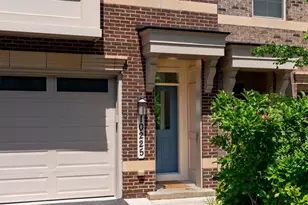 10225 Hilltop Ascent Dr, Rockville, MD 20850 - Photo 9