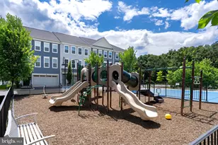 10225 Hilltop Ascent Dr, Rockville, MD 20850 - Photo 63