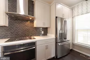 10225 Hilltop Ascent Dr, Rockville, MD 20850 - Photo 21