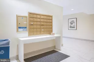 10320 Westlake Dr, Bethesda, MD 20817 - Photo 9