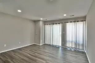 10216 Ridgeline Dr, Montgomery Village, MD 20886 - Photo 5
